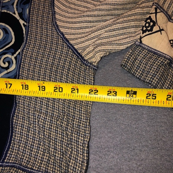 Vintage blue fish style cropped fringed long sleeve shirt handmade in Bali koi - Picture 6 of 9